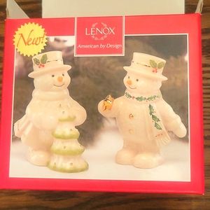 Lenox Happy Holly Days salt and pepper shaker